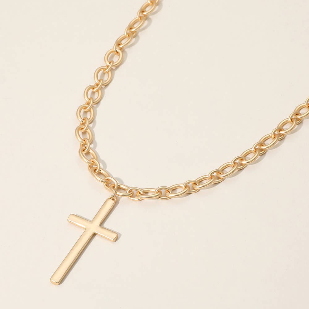 Metal Cross Pendant Necklace: Yellow Gold