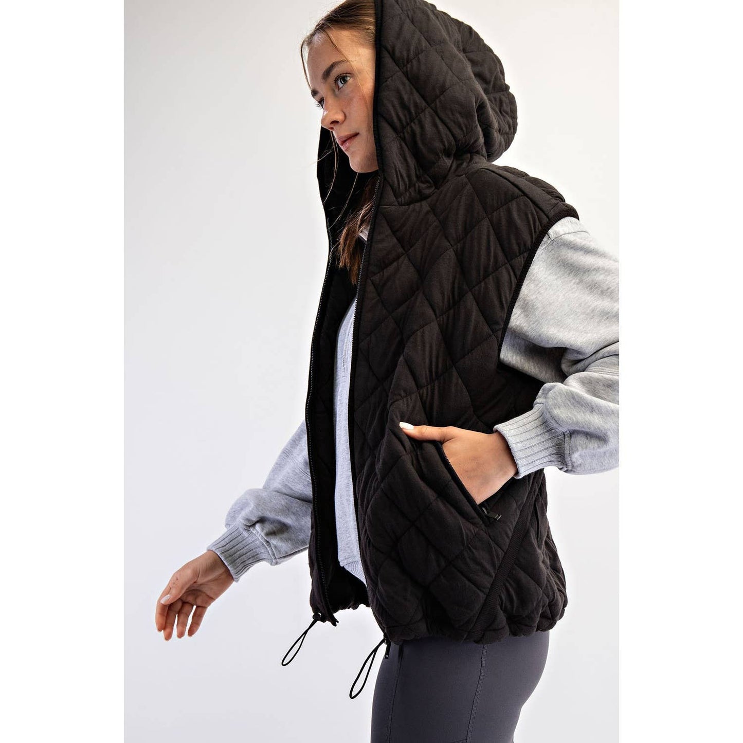 QUILTED HOODIE VEST