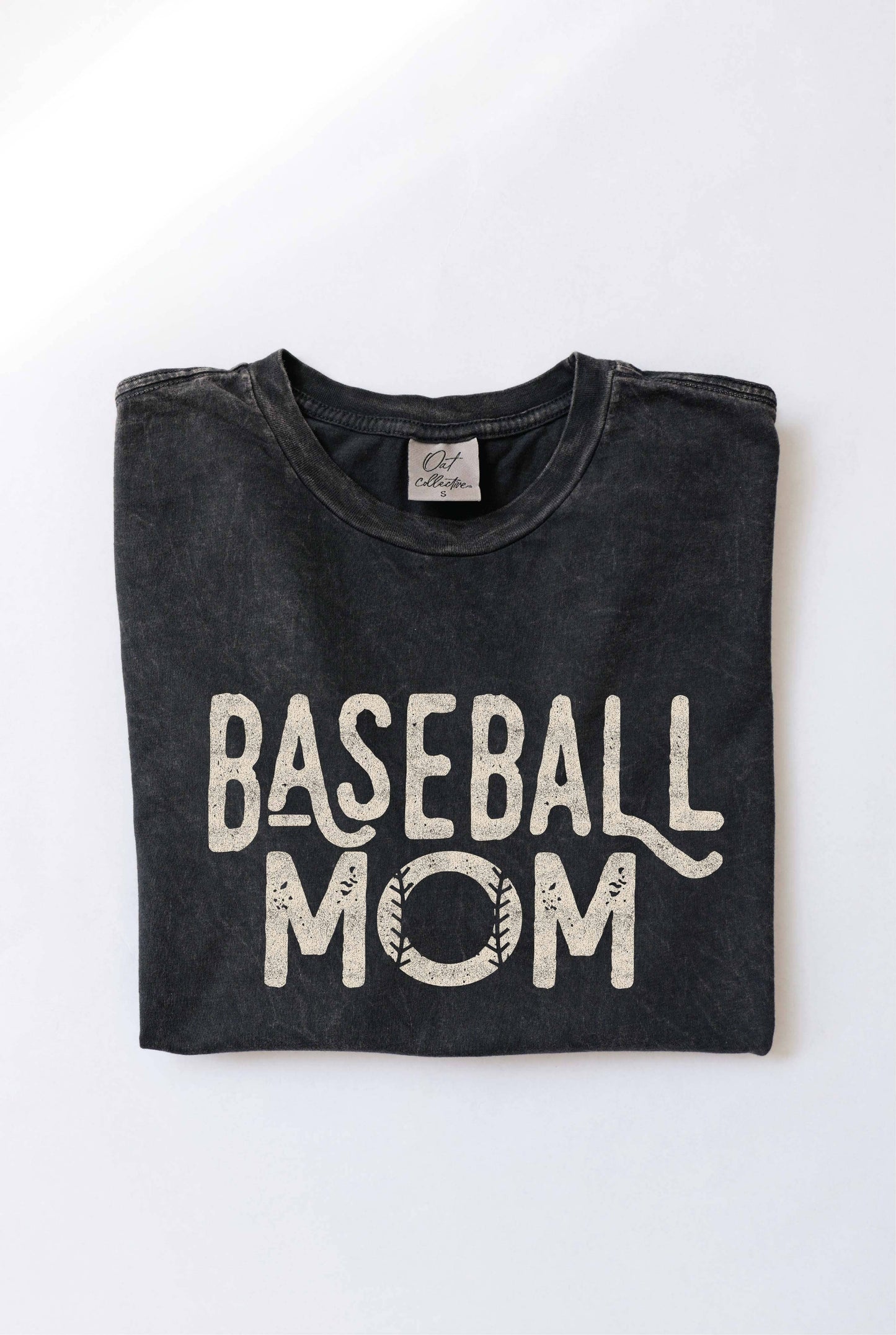 BASEBALL MOM