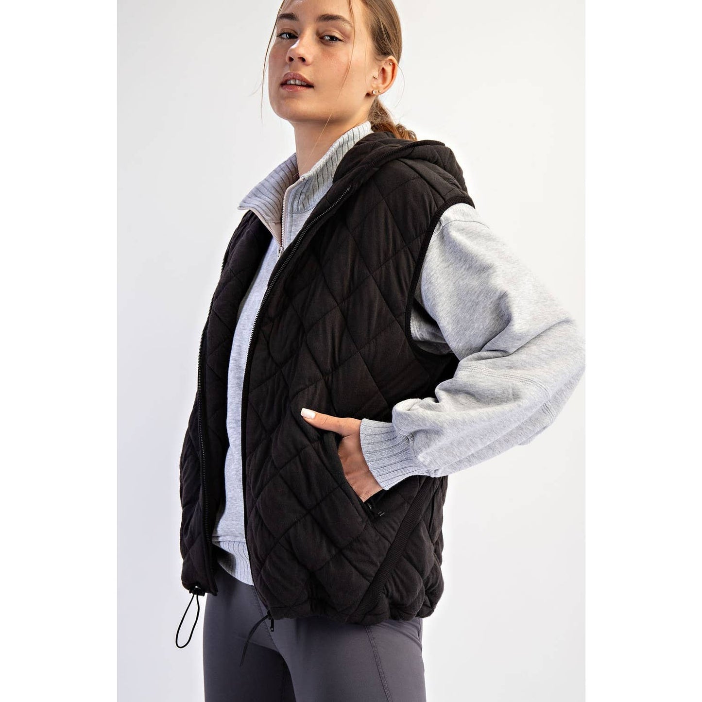 QUILTED HOODIE VEST