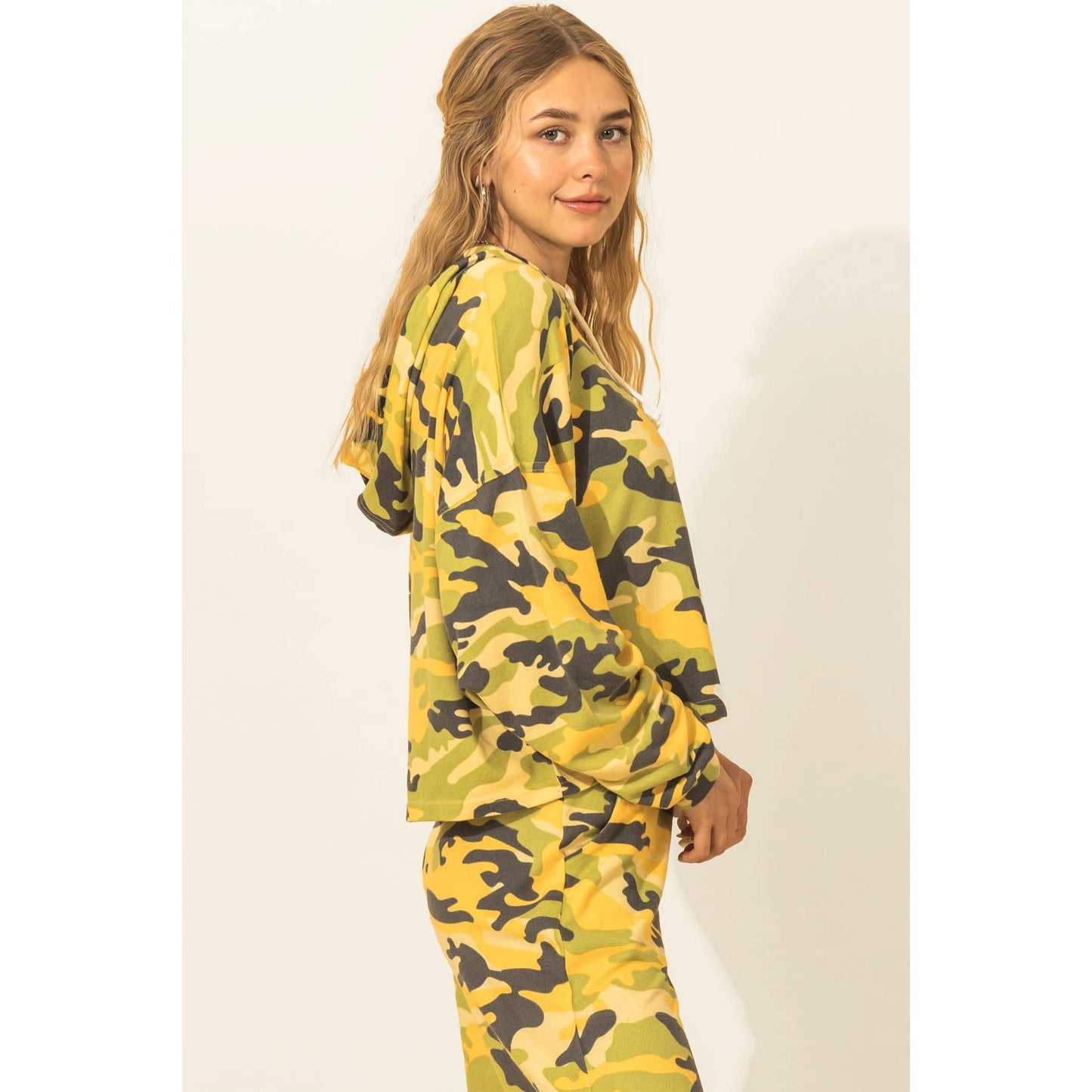 Camo Print Drawstring Hoodie : YELLOW